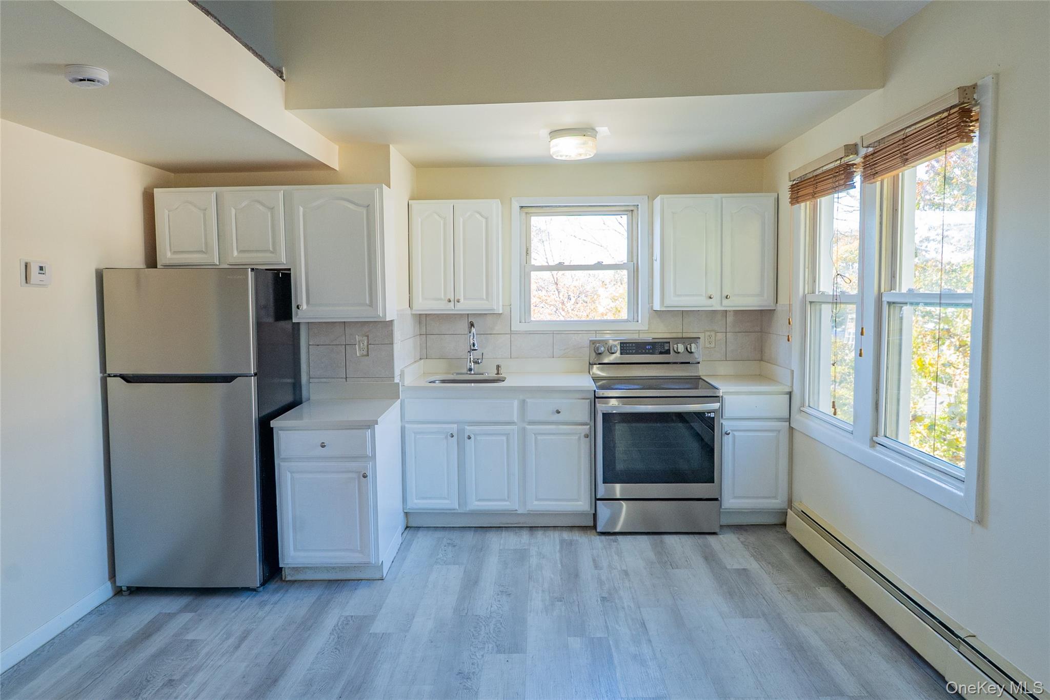 #10 photo, 168 Oldfield Avenue, Amityville , NY 11701