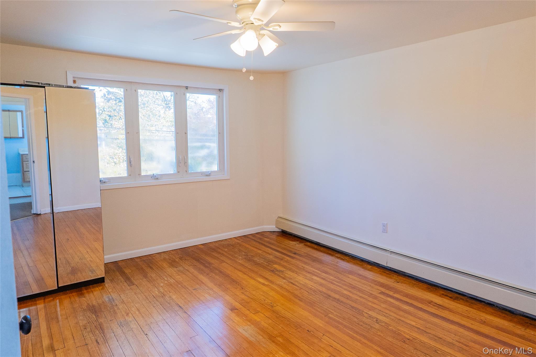 #12 photo, 168 Oldfield Avenue, Amityville , NY 11701