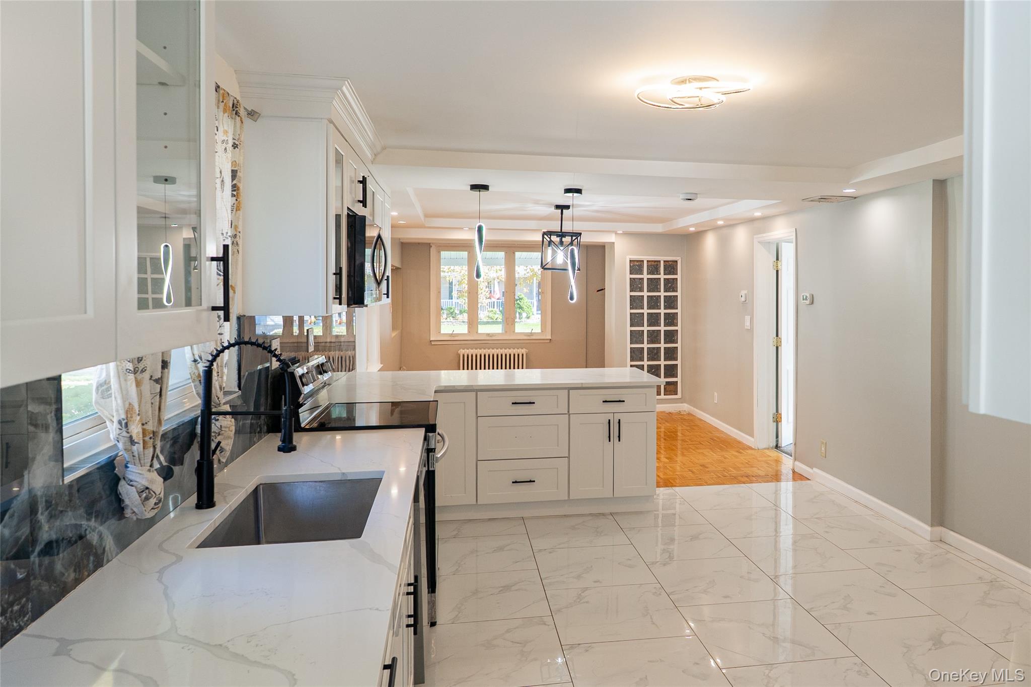 #4 photo, 168 Oldfield Avenue, Amityville , NY 11701