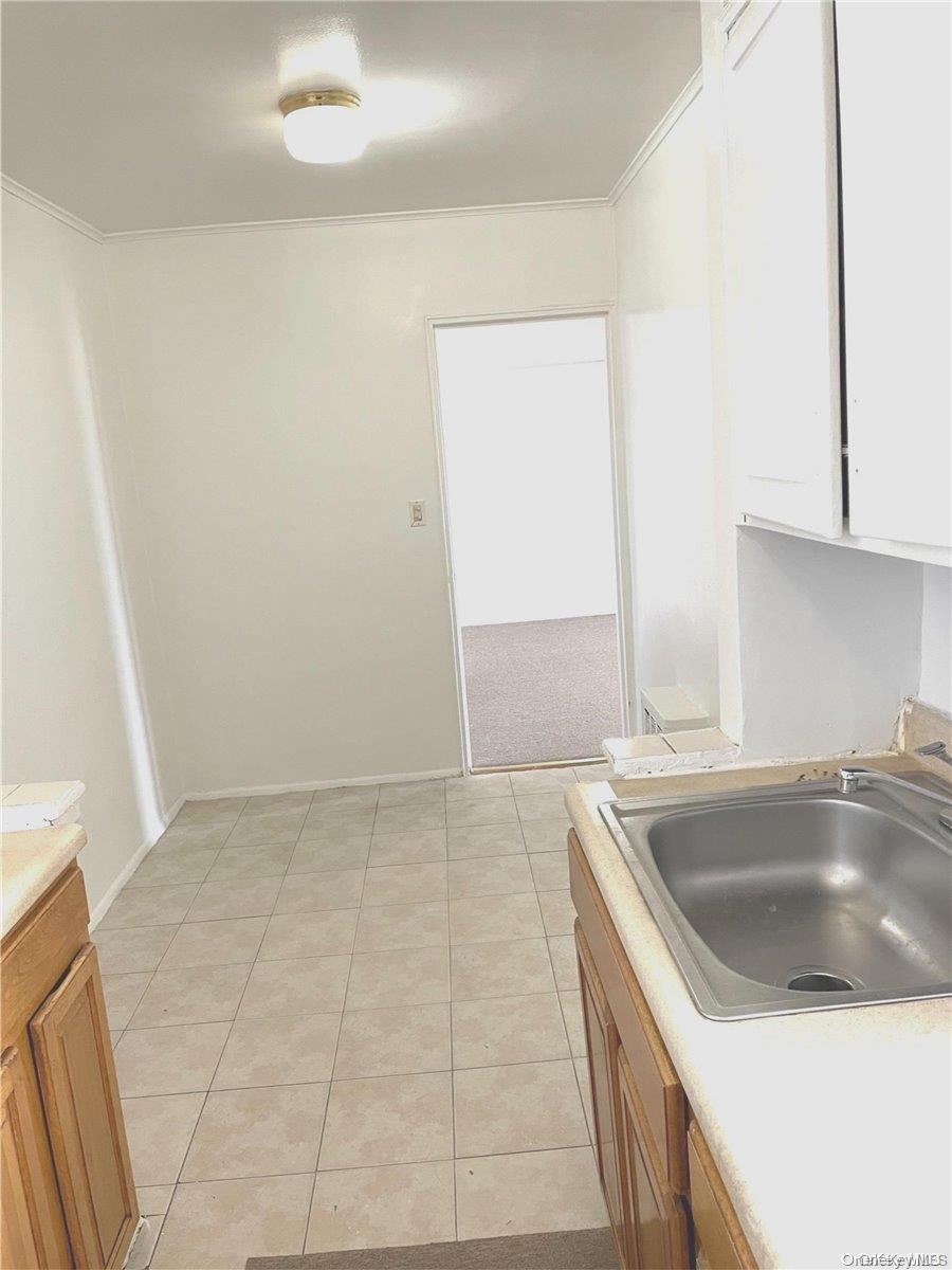 #6 photo, 88-30 182 Street, Hollis , NY 11423