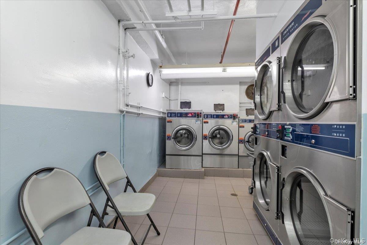 #14 photo, 209-10 41st Avenue, Bayside , NY 11361