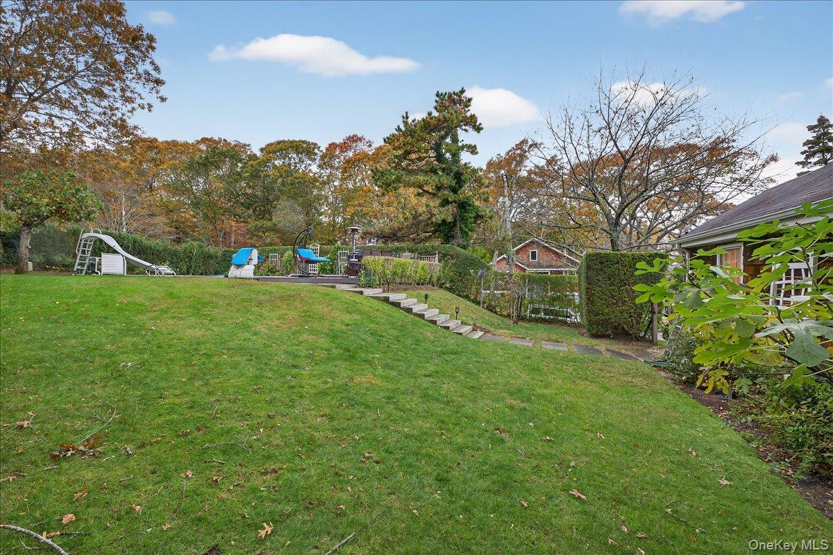 #16 photo, 3748 Noyac Road, Sag Harbor , NY 11963