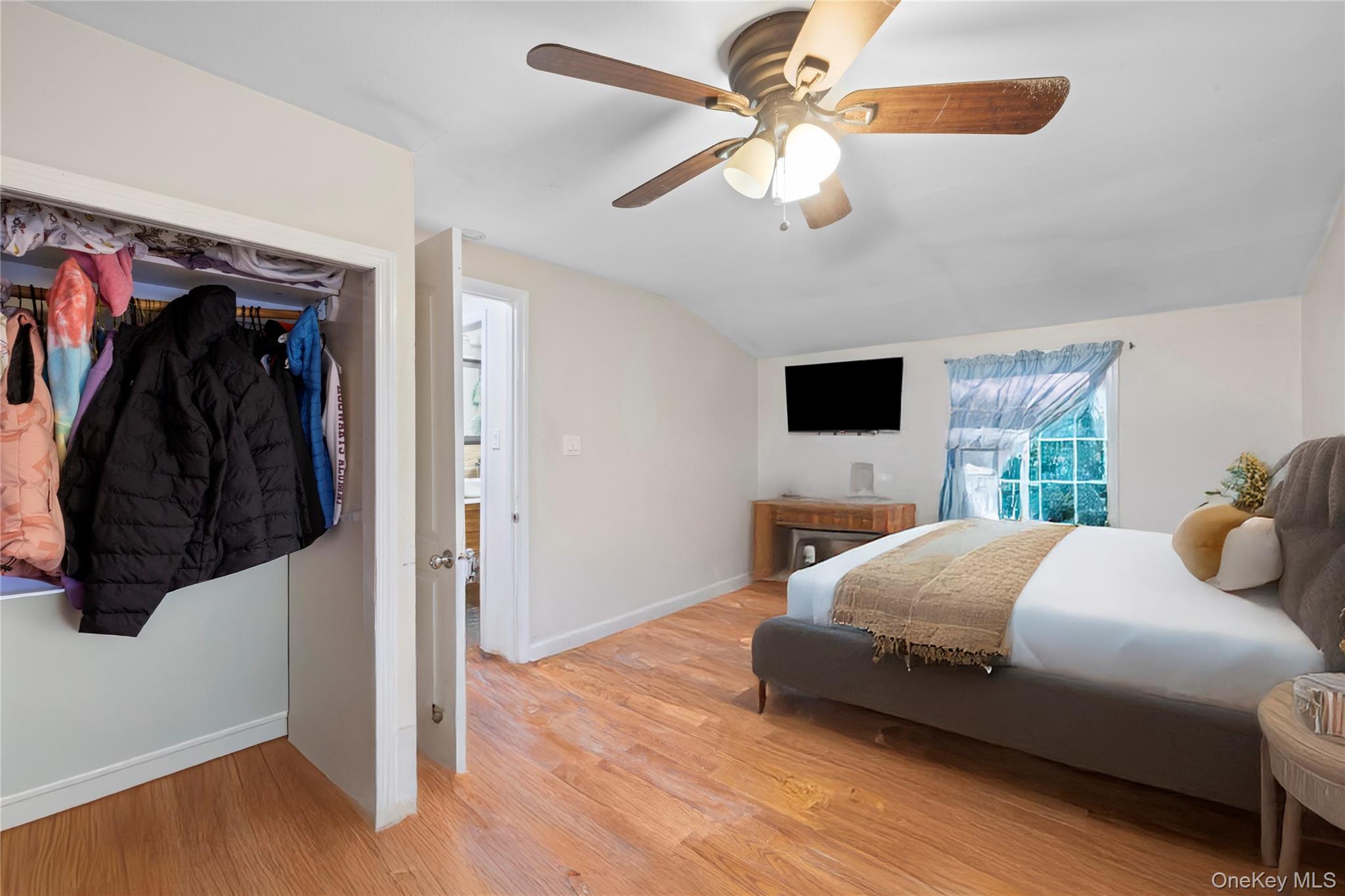 #17 photo, 85 Todd Road, Valley Stream , NY 11580