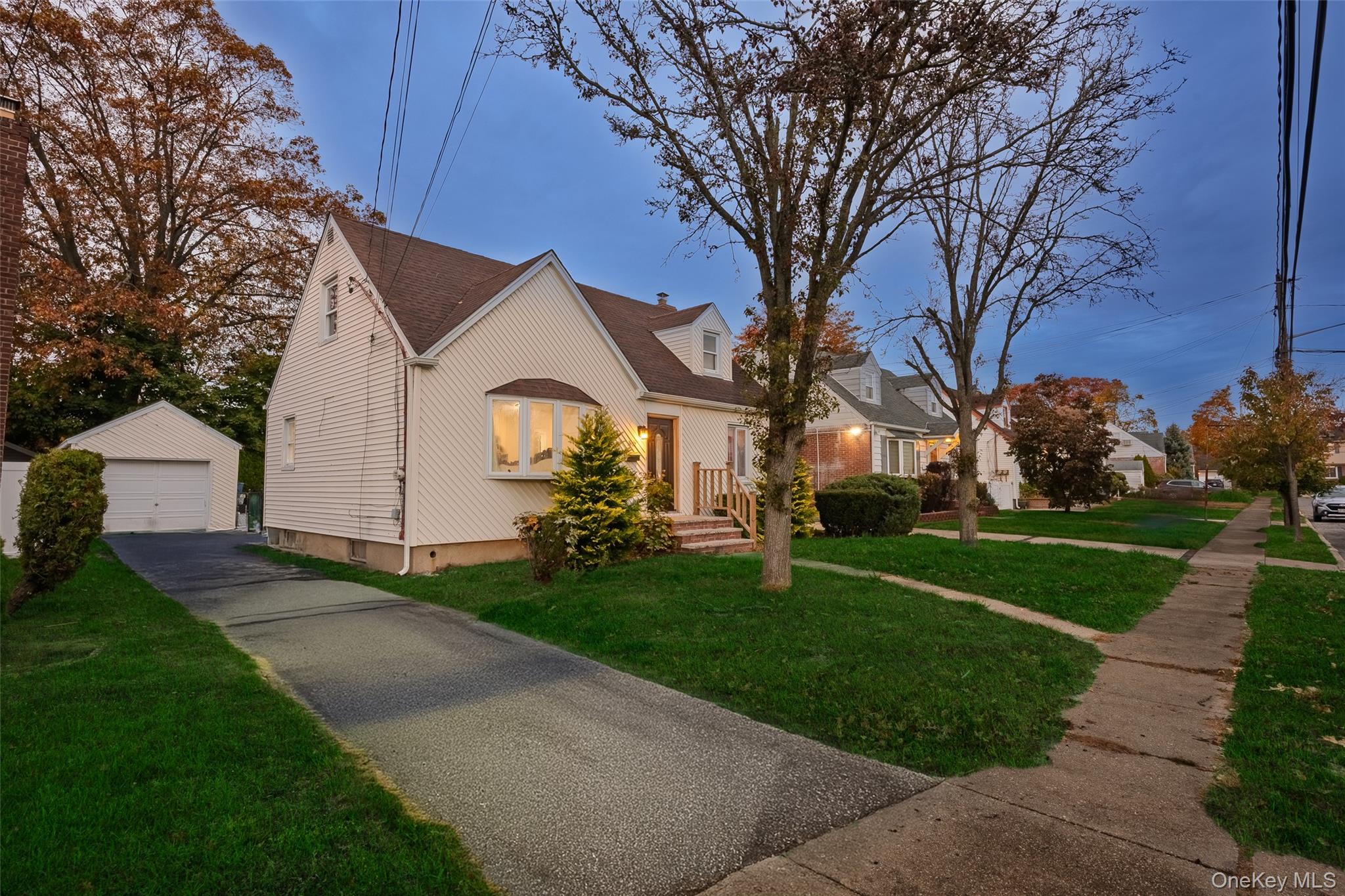 #3 photo, 85 Todd Road, Valley Stream , NY 11580