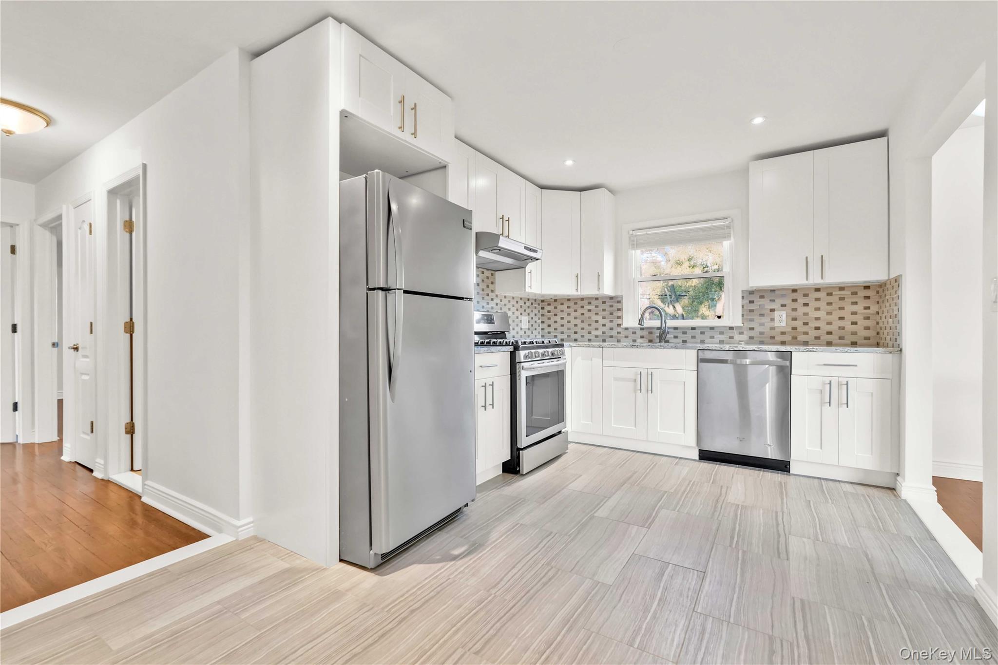 #10 photo, 9519 160th Avenue, Howard Beach , NY 11414