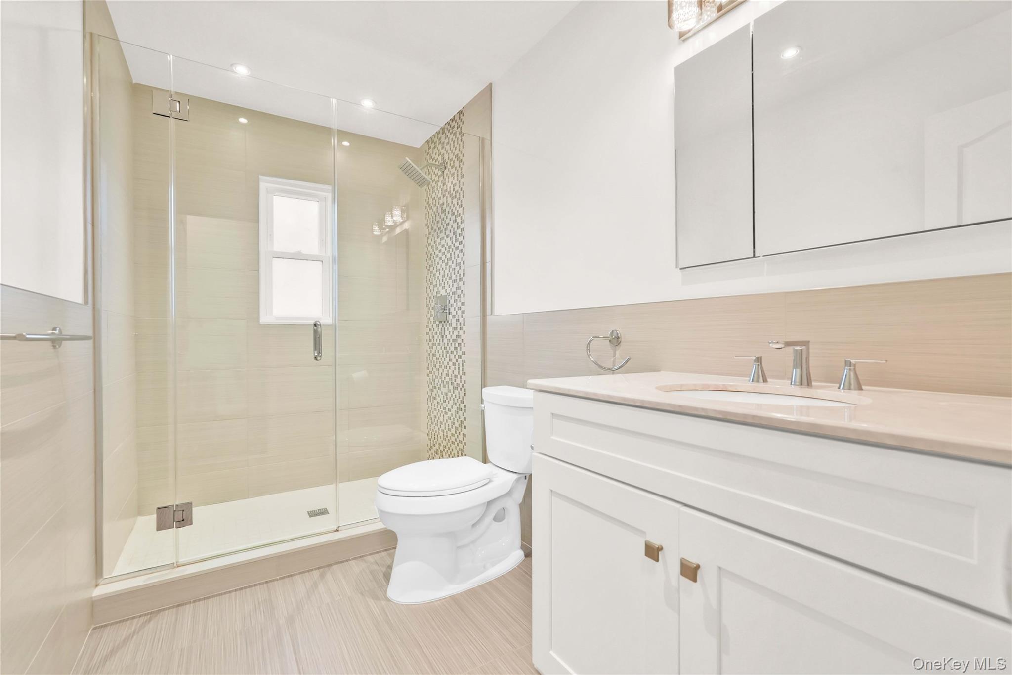 #11 photo, 9519 160th Avenue, Howard Beach , NY 11414