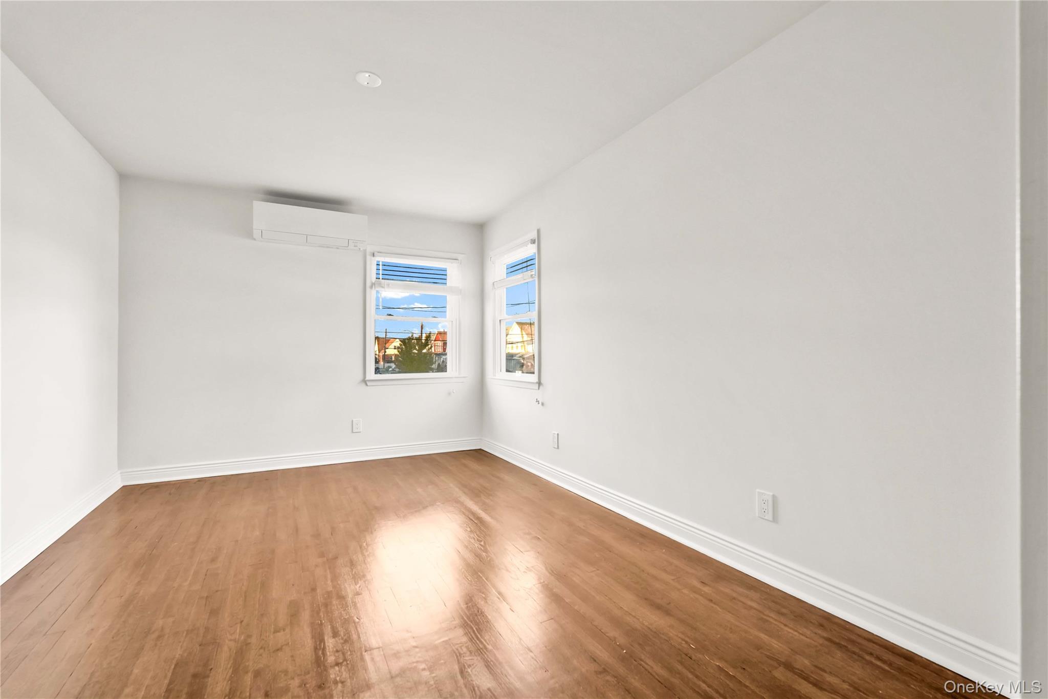 #16 photo, 9519 160th Avenue, Howard Beach , NY 11414