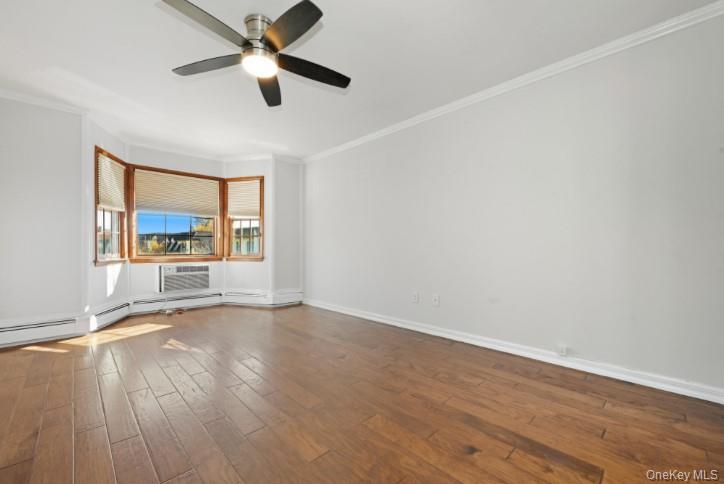 #18 photo, 14-14 BONNIE, Bayside , NY 11360