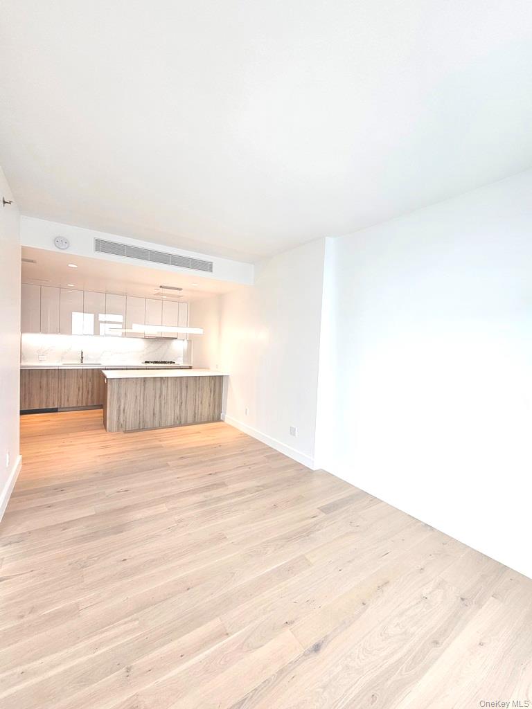 #15 photo, 136-18 Maple Avenue, Flushing , NY 11354