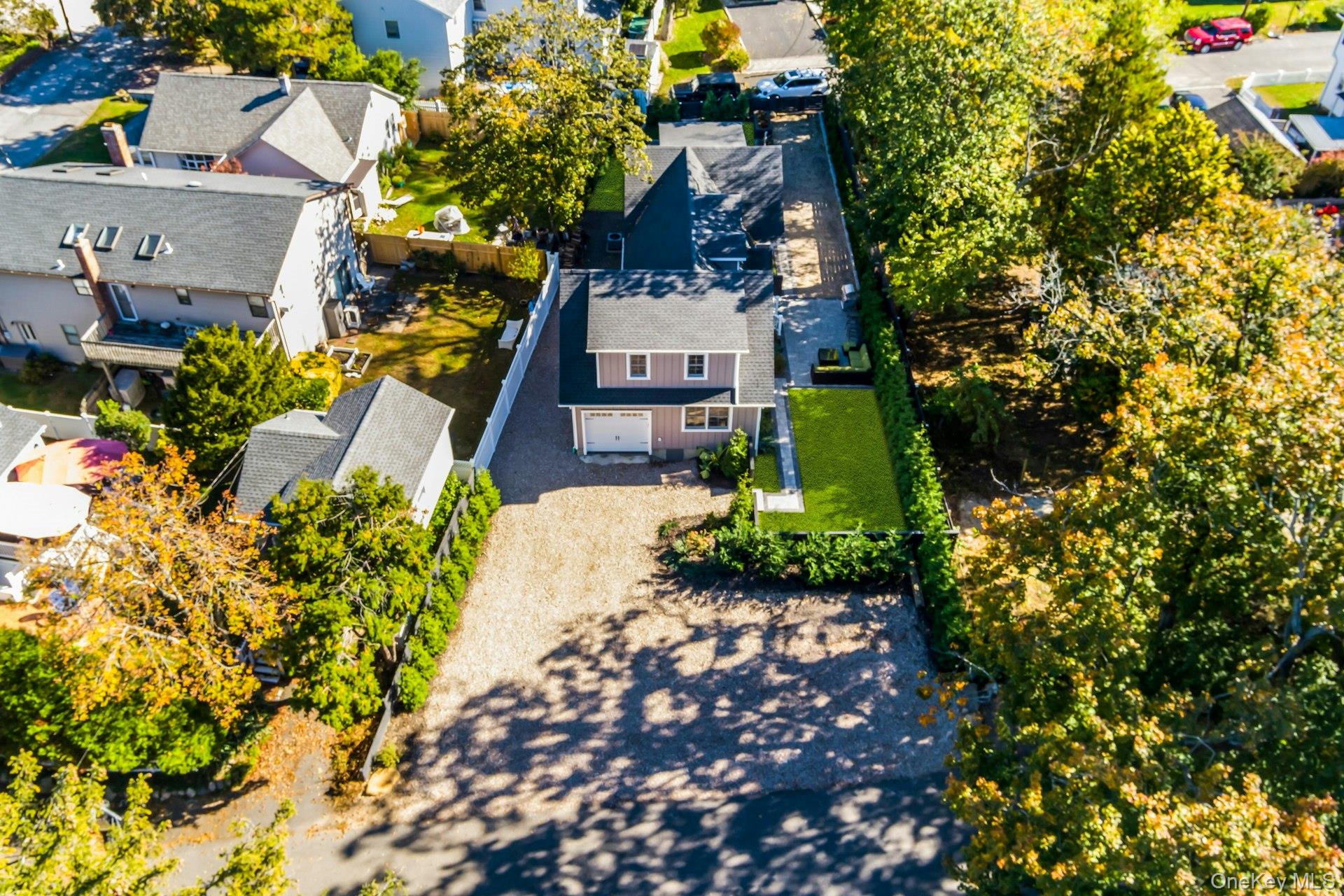 #3 photo, 2 Roosevelt Street, Bayville , NY 11709