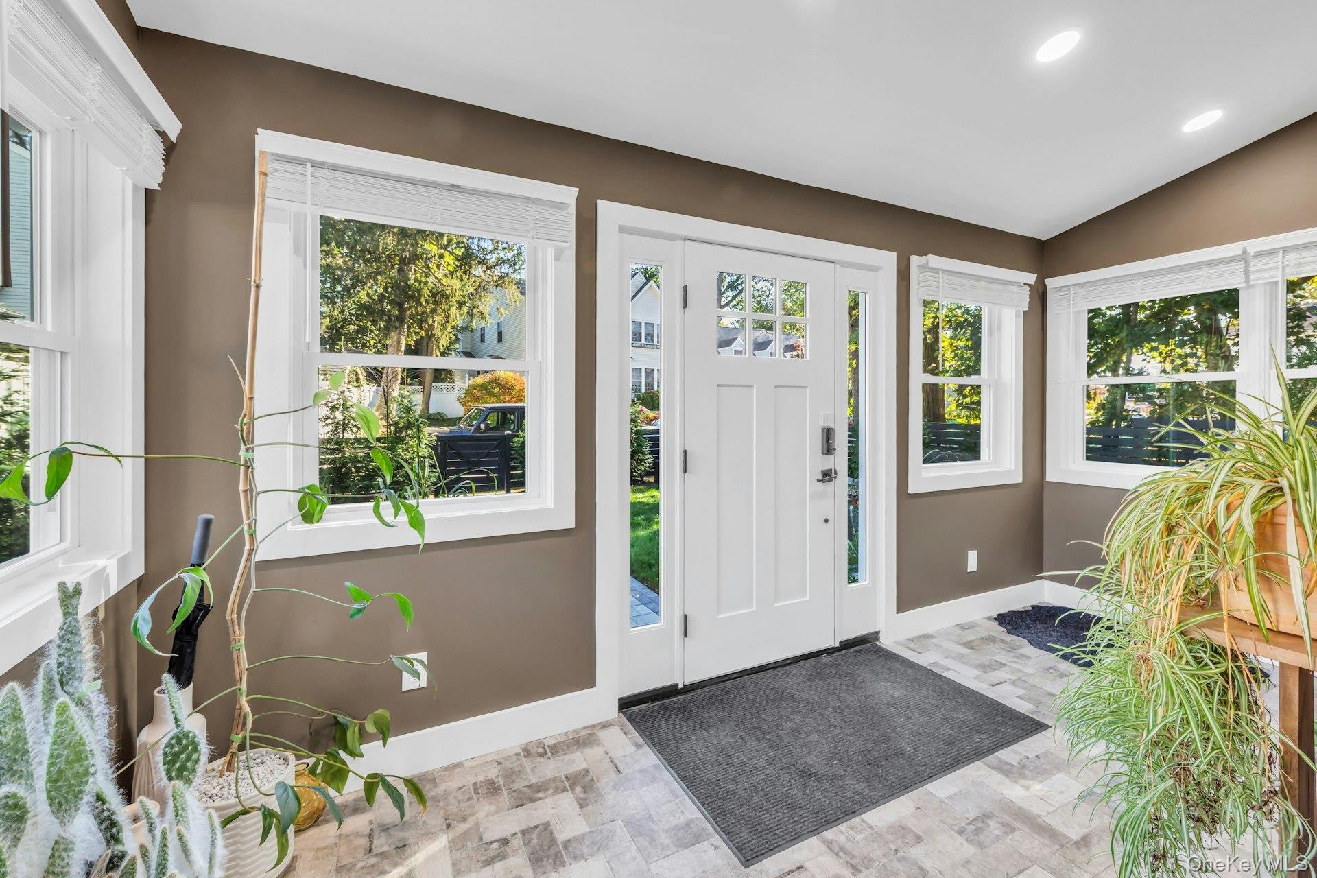 #5 photo, 2 Roosevelt Street, Bayville , NY 11709