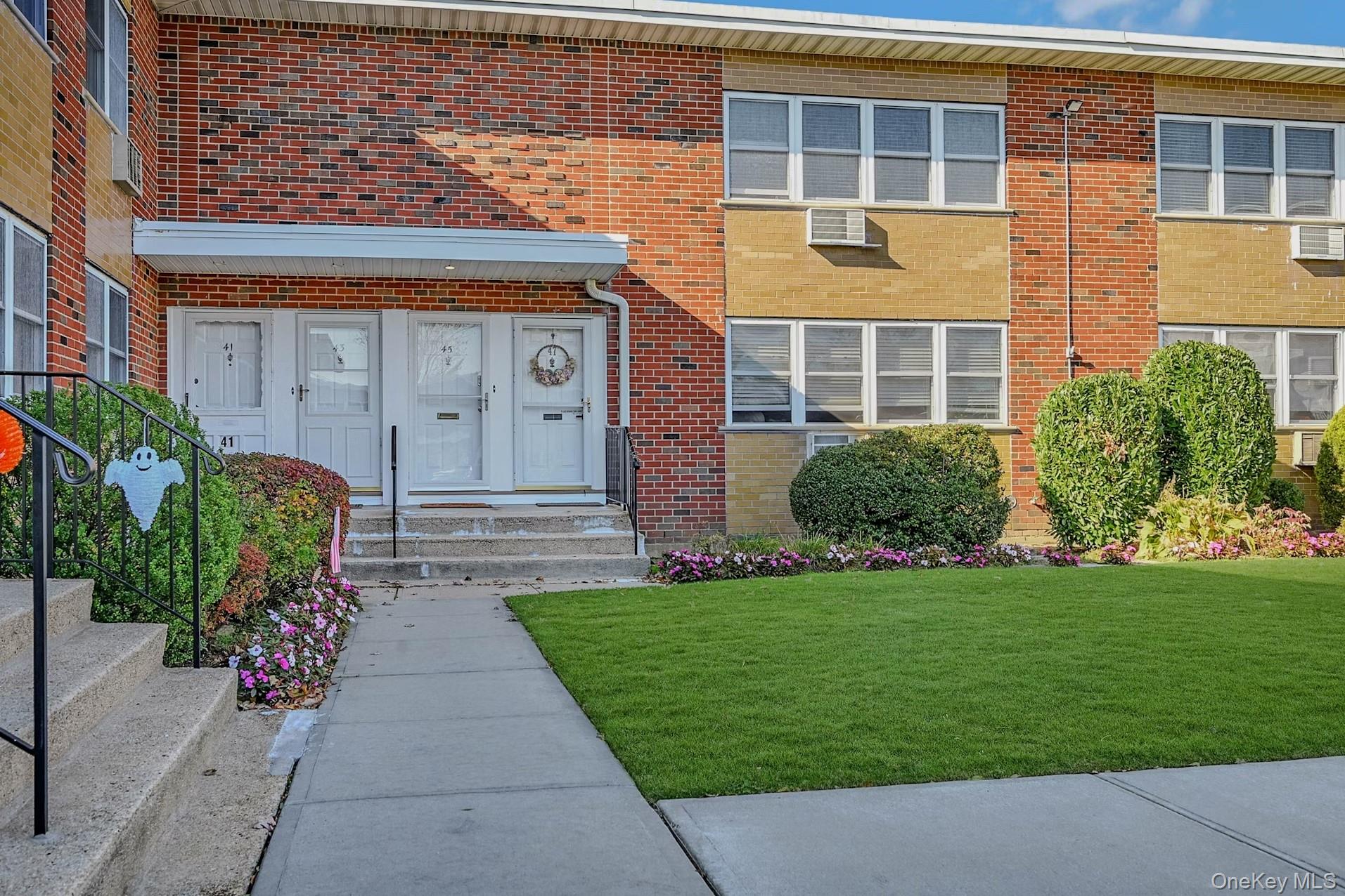 #2 photo, 45 Farber Drive, West Babylon , NY 11704