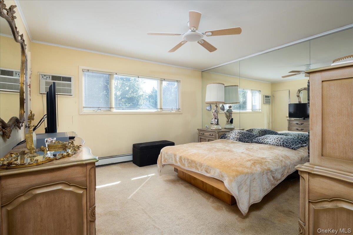 #8 photo, 202 Vincent Drive, East Meadow , NY 11554