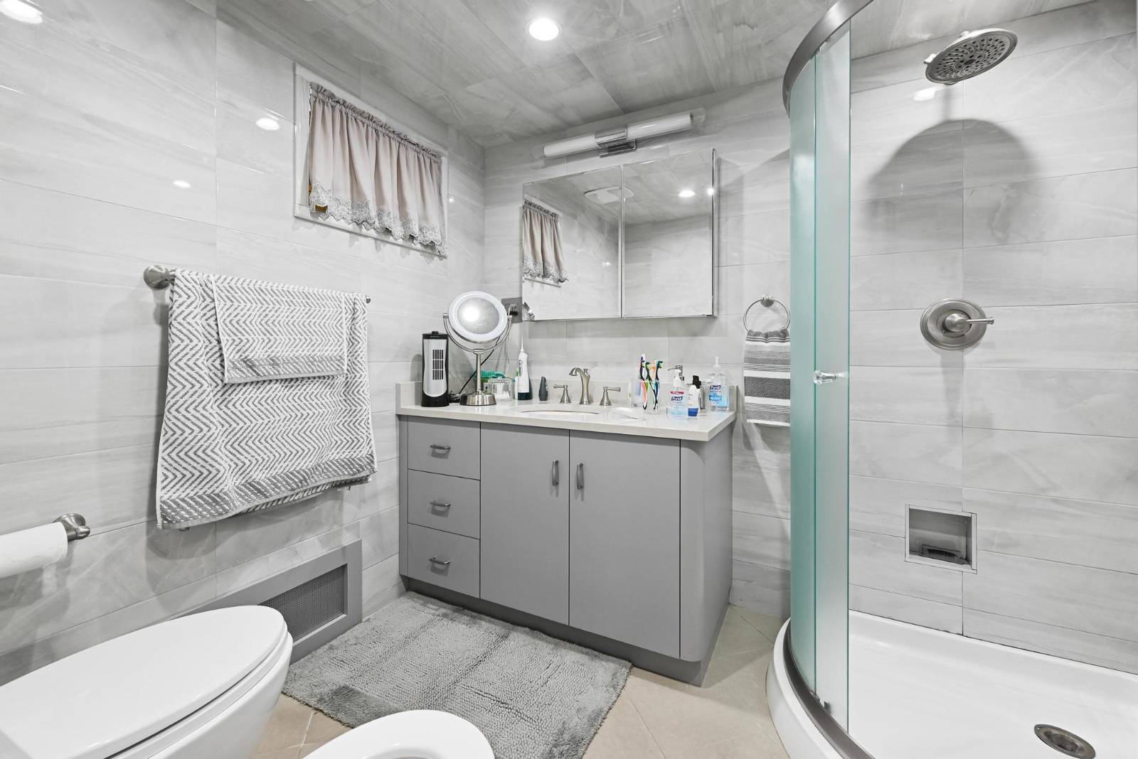 #17 photo, 1836 72nd St, Bensonhurst , NY 11204