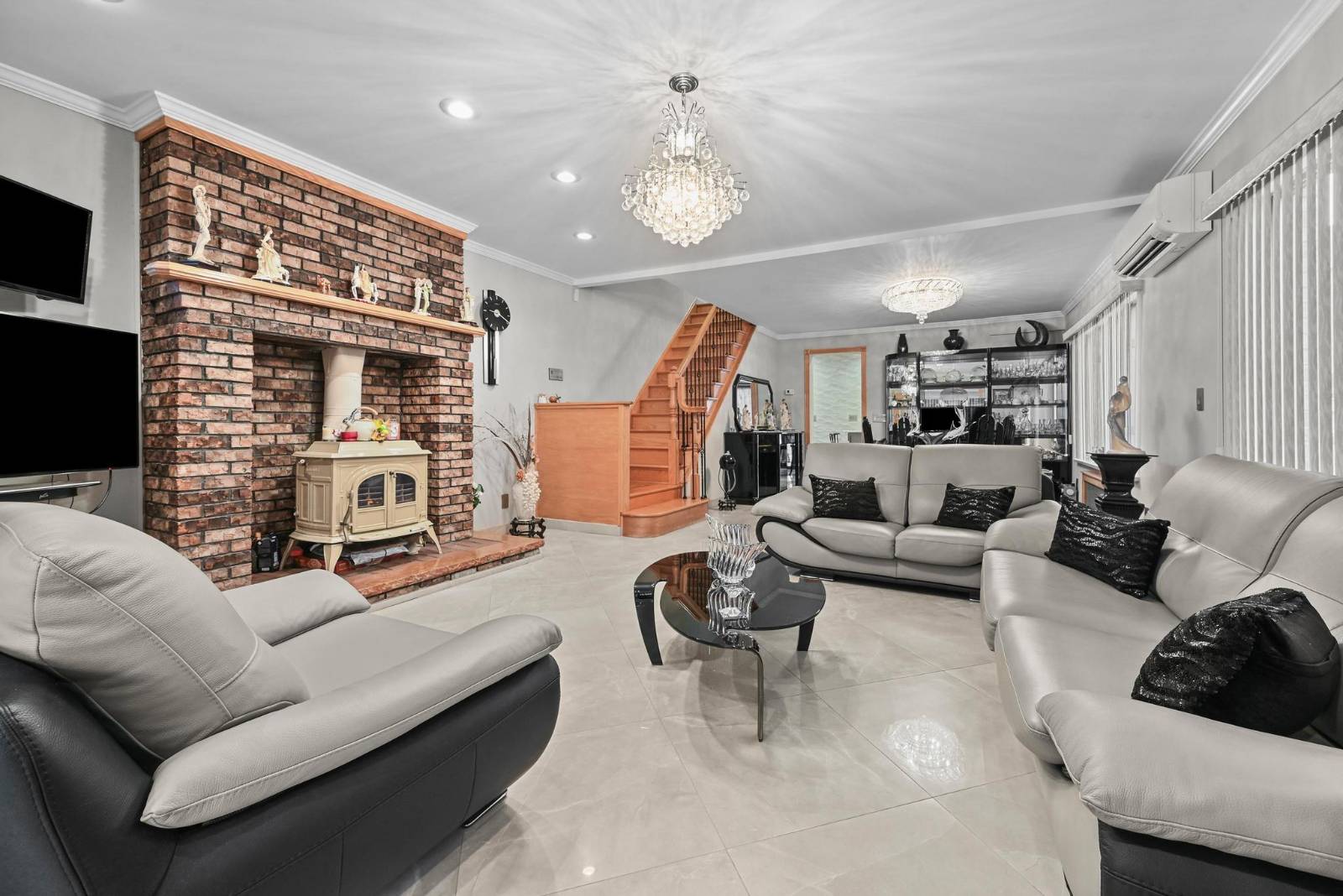 #5 photo, 1836 72nd St, Bensonhurst , NY 11204