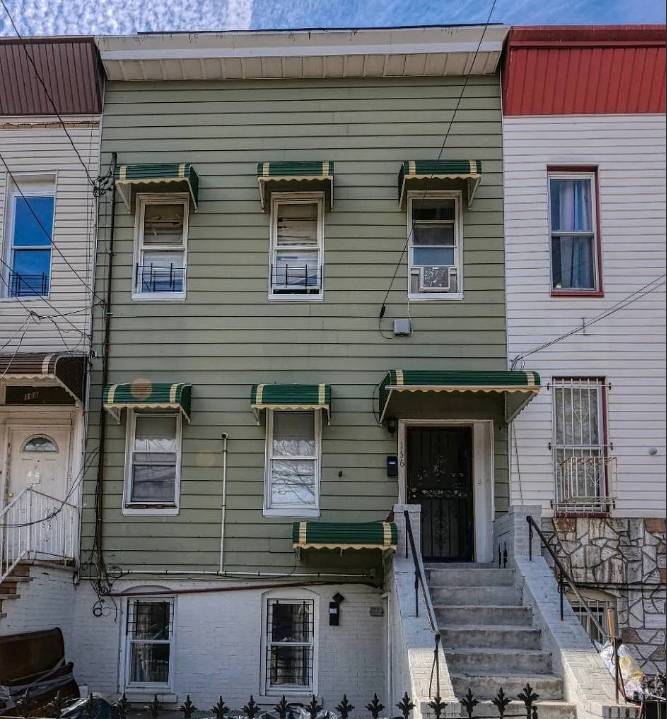 #1 photo, 166 Atkins ave,, East New York , NY 11208