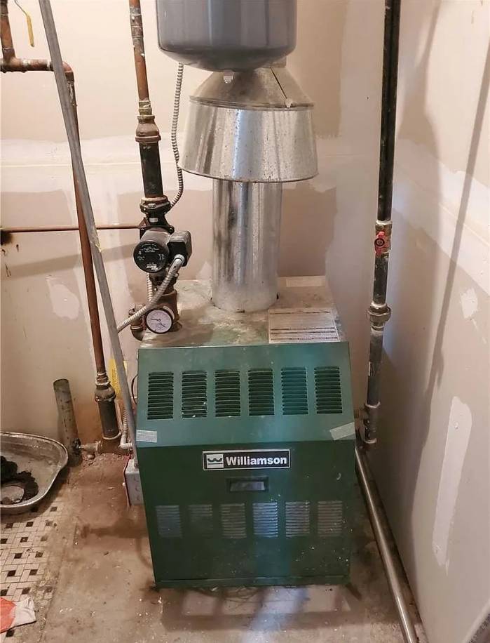 #20 photo, 166 Atkins ave,, East New York , NY 11208