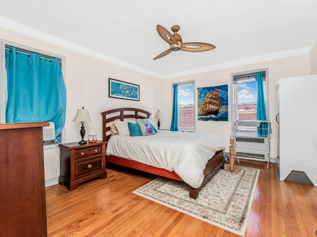 #5 photo, 110-55 72nd Road, #601, Forest Hills , NY 11375