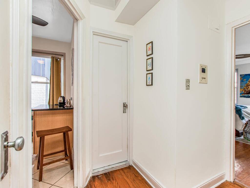 #9 photo, 110-55 72nd Road, #601, Forest Hills , NY 11375