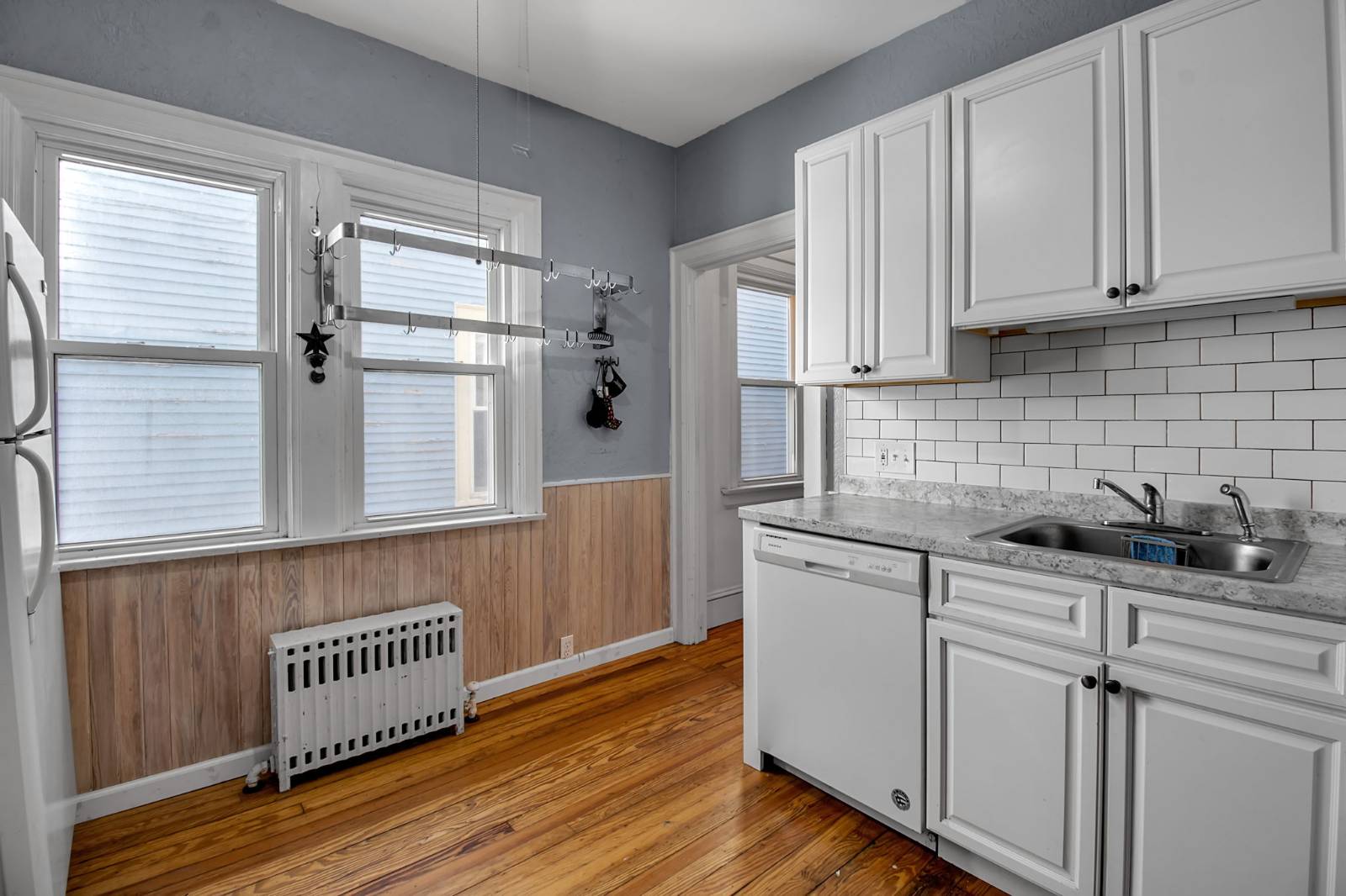 #12 photo, 417 W Delavan Ave, Buffalo , NY 14213