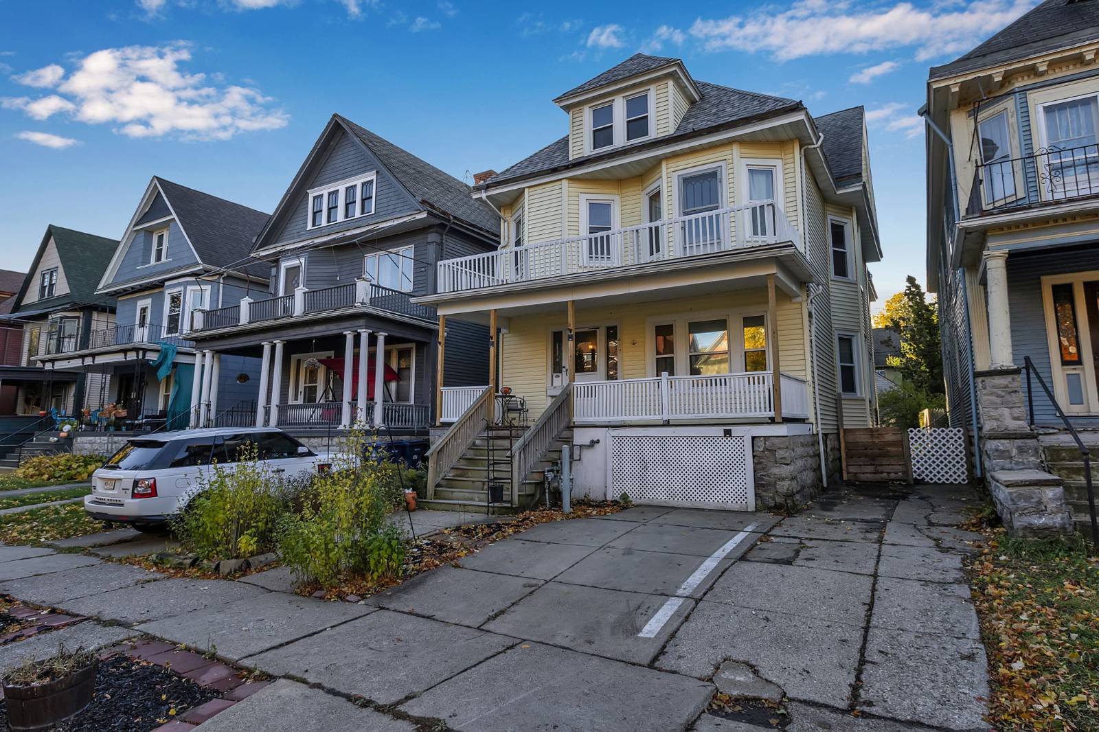 #2 photo, 417 W Delavan Ave, Buffalo , NY 14213