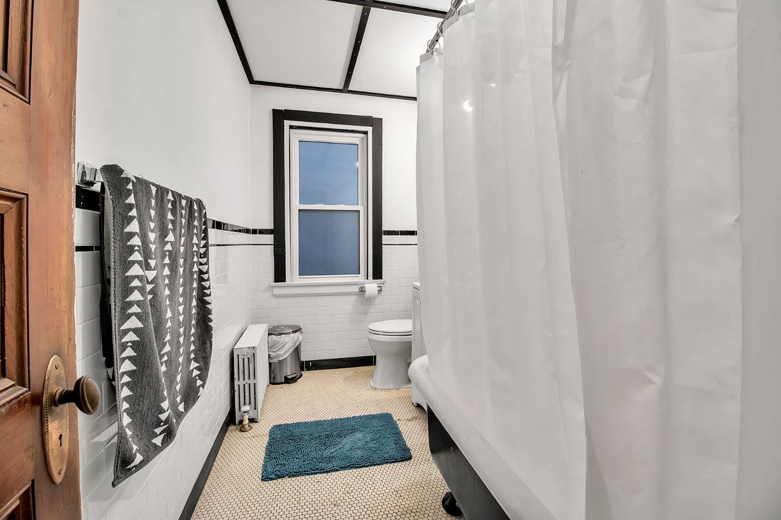 #21 photo, 417 W Delavan Ave, Buffalo , NY 14213