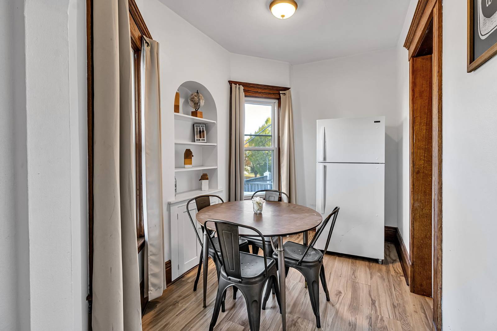 #27 photo, 417 W Delavan Ave, Buffalo , NY 14213