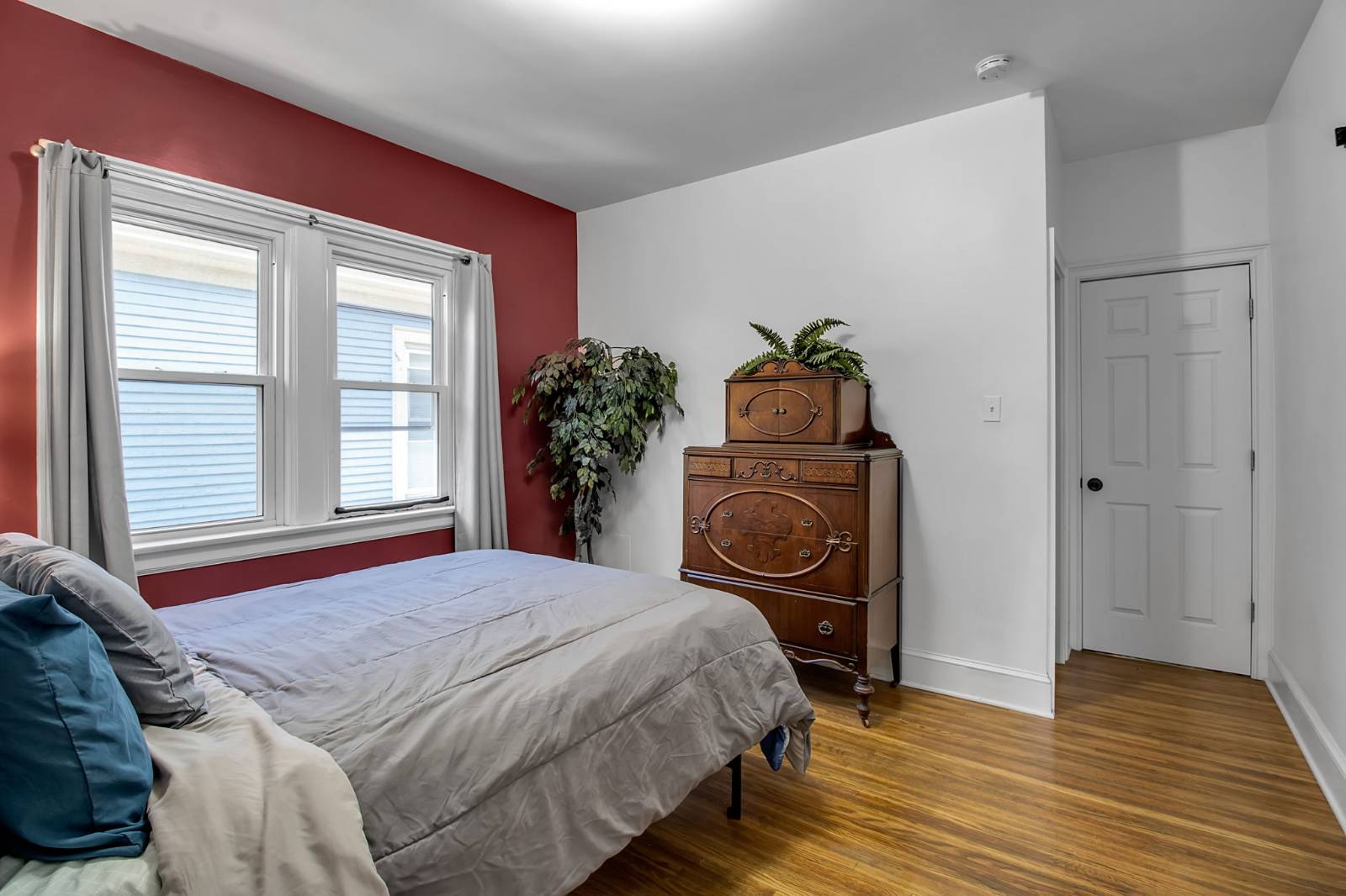 #32 photo, 417 W Delavan Ave, Buffalo , NY 14213