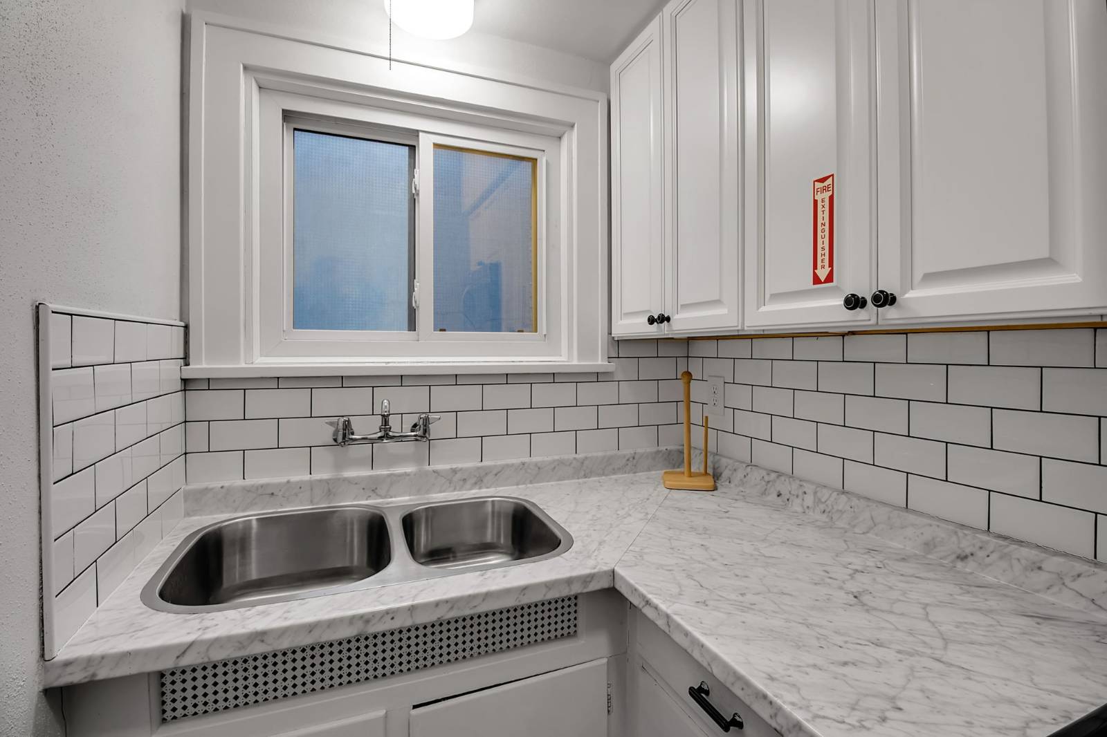 #37 photo, 417 W Delavan Ave, Buffalo , NY 14213