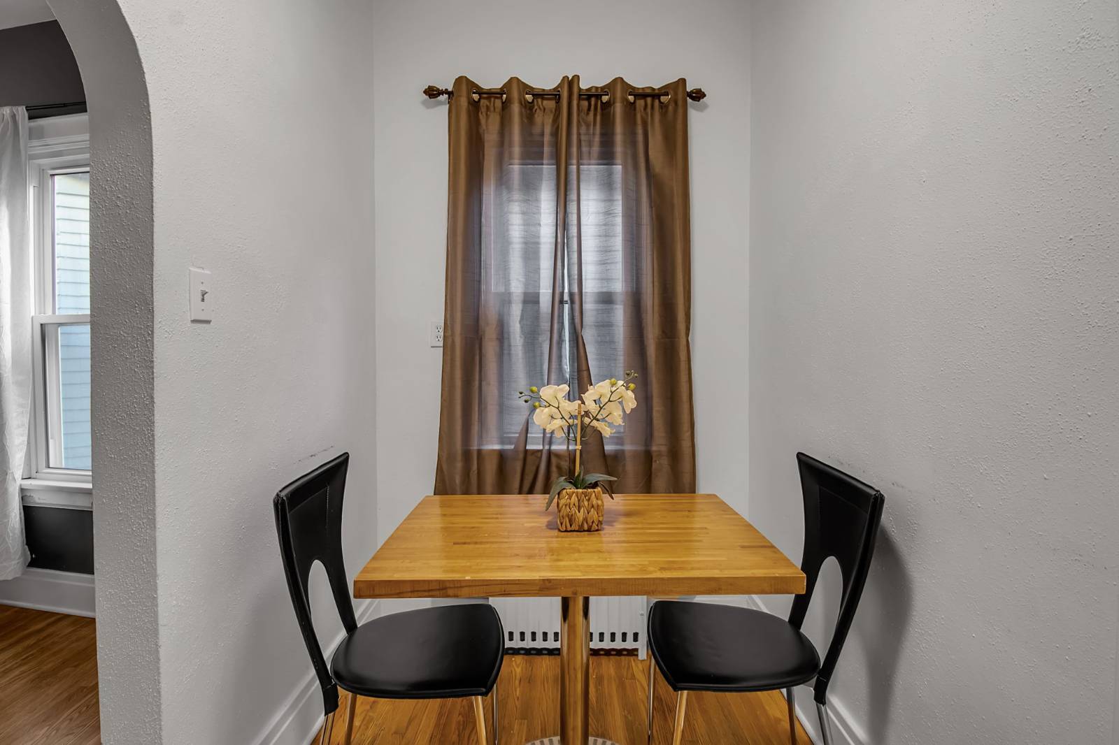 #41 photo, 417 W Delavan Ave, Buffalo , NY 14213