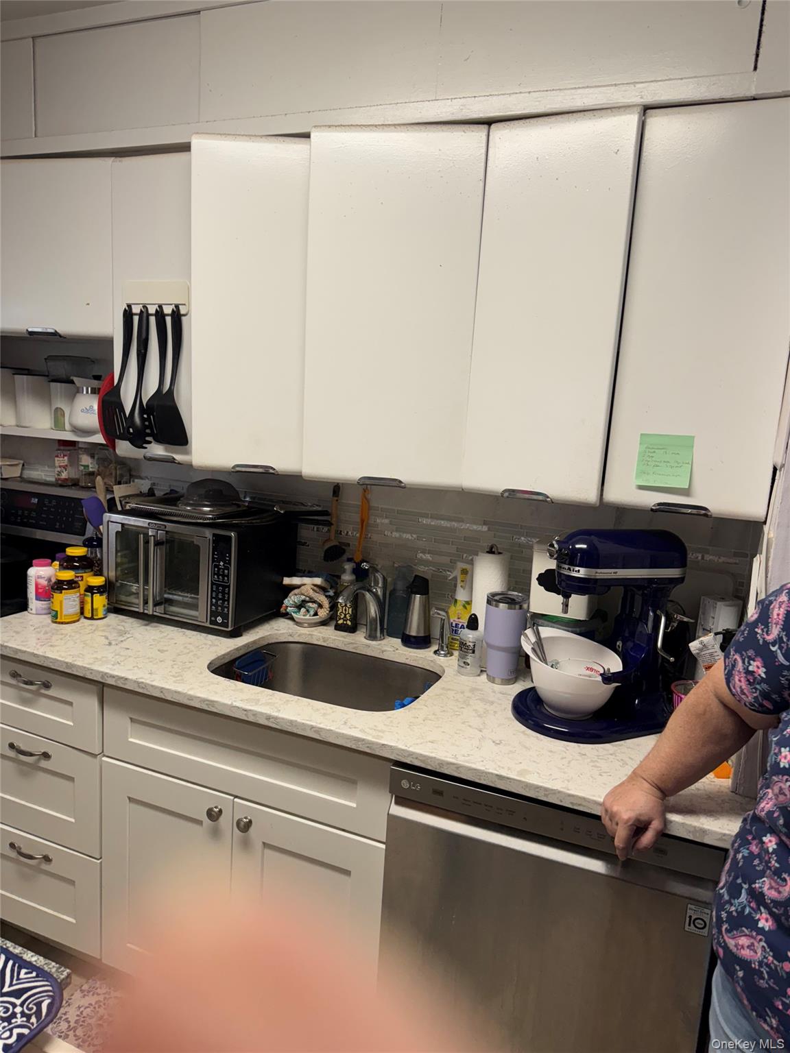 #3 photo, 790 Floral Park Road, Franklin Square , NY 11010