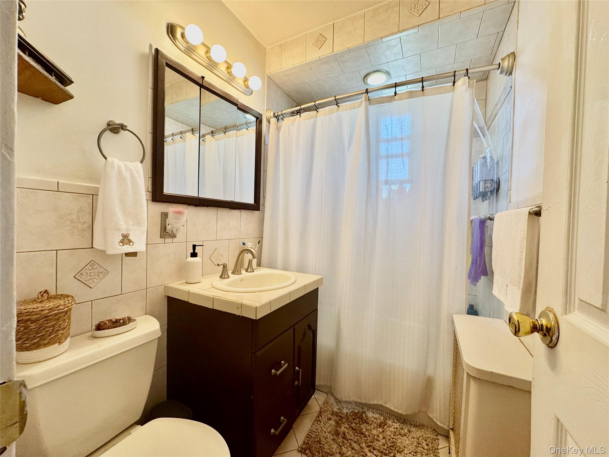 #6 photo, 35-05 204 Street, Bayside , NY 11361