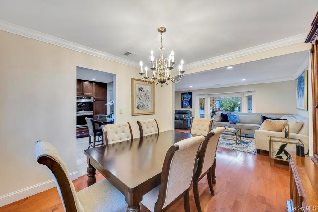 #15 photo, 24 Glenwood Road, Plainview , NY 11803