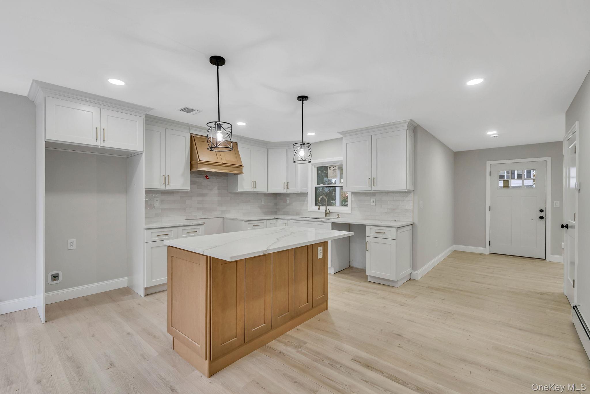 #10 photo, 1911 Carroll Avenue, Merrick , NY 11566