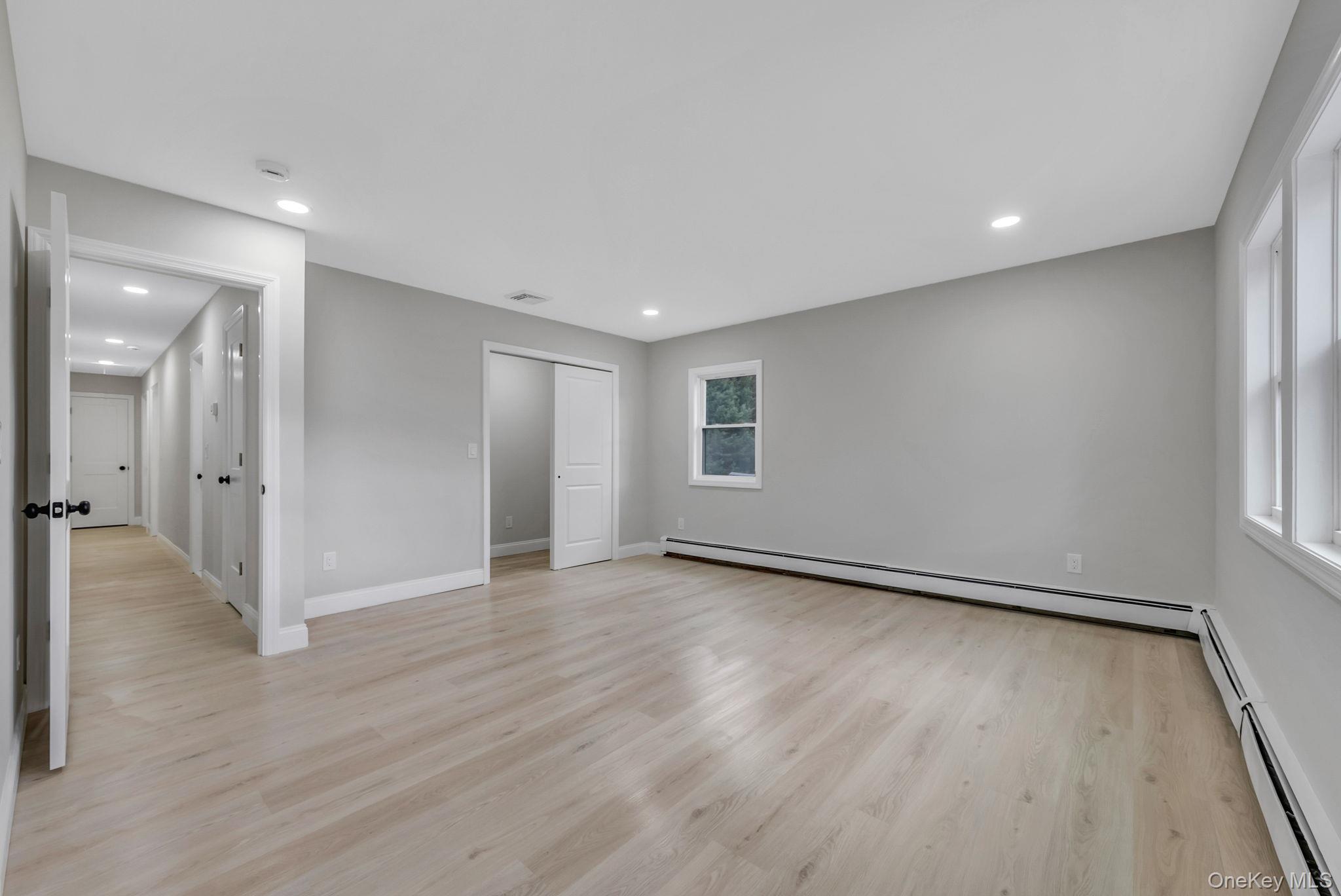 #19 photo, 1911 Carroll Avenue, Merrick , NY 11566