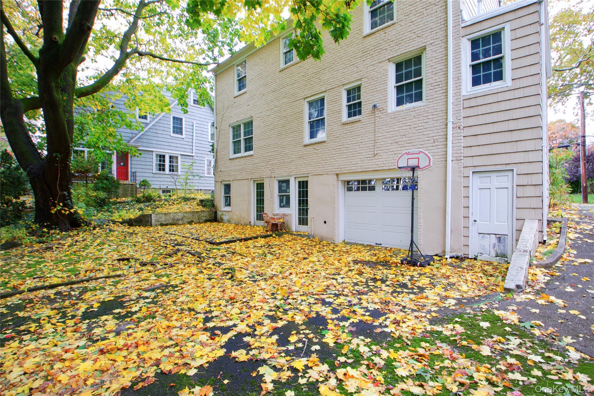 #10 photo, 414 Hunt Lane, Manhasset , NY 11030