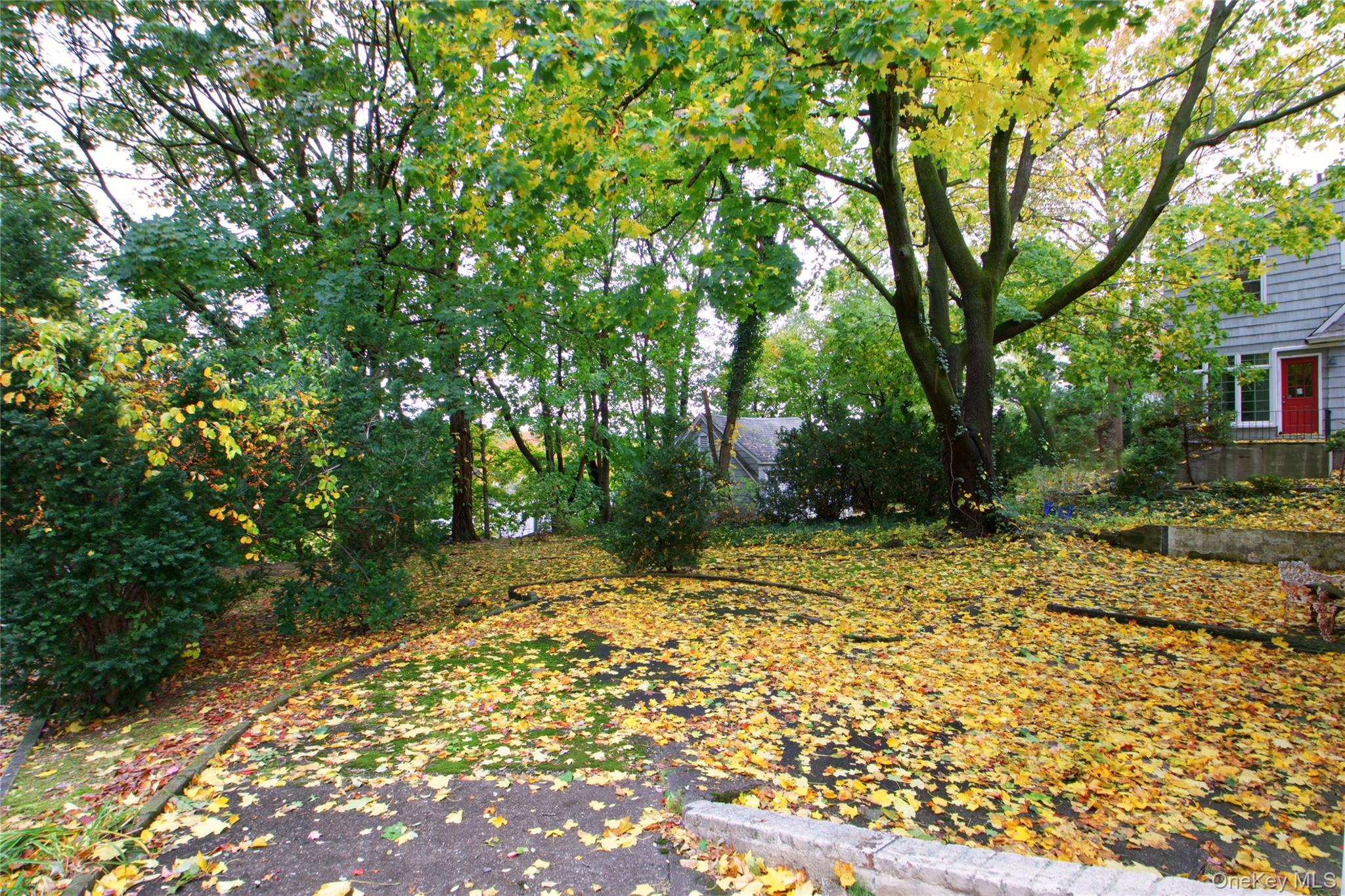 #11 photo, 414 Hunt Lane, Manhasset , NY 11030