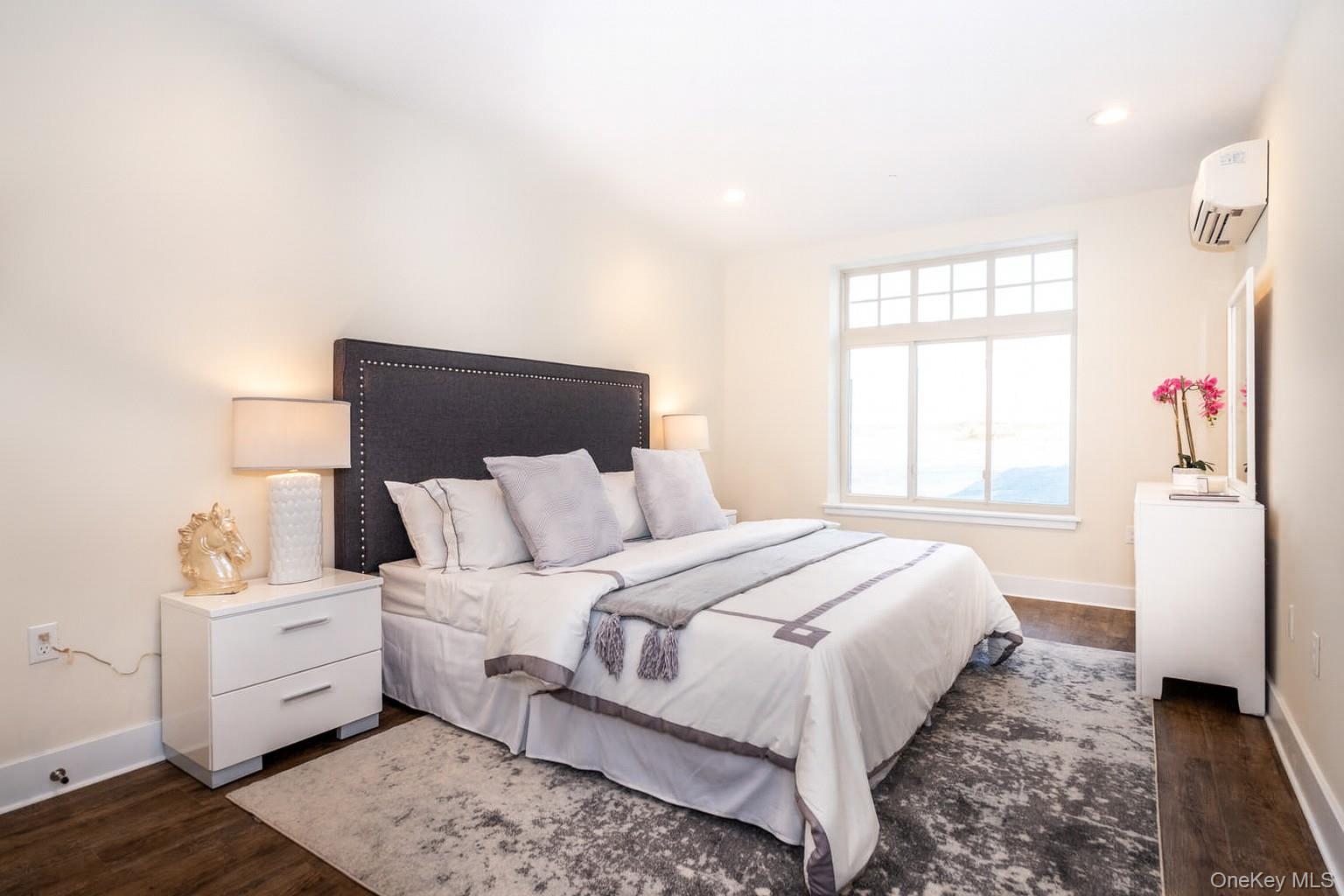 #10 photo, 40 Jackson Avenue, Eastchester , NY 10709