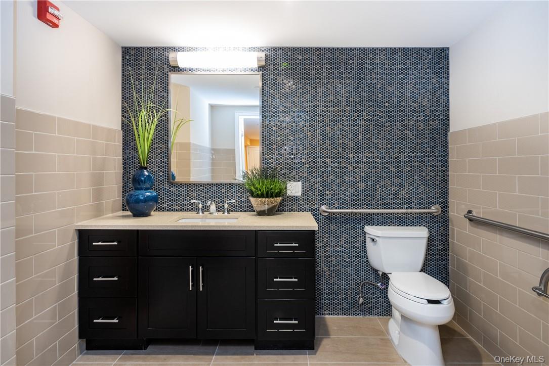 #15 photo, 40 Jackson Avenue, Eastchester , NY 10709