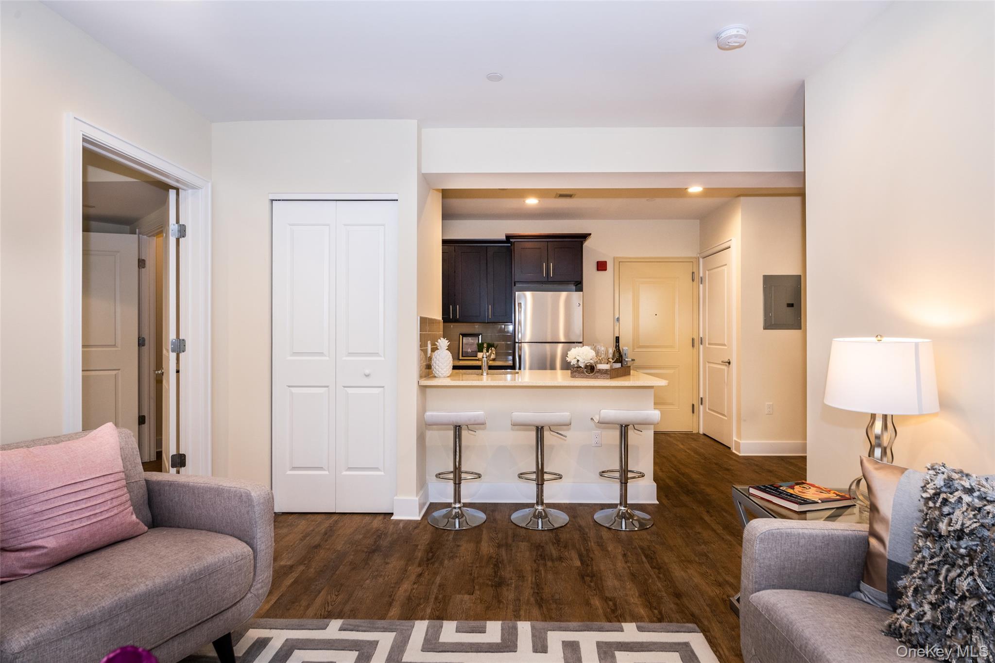 #3 photo, 40 Jackson Avenue, Eastchester , NY 10709