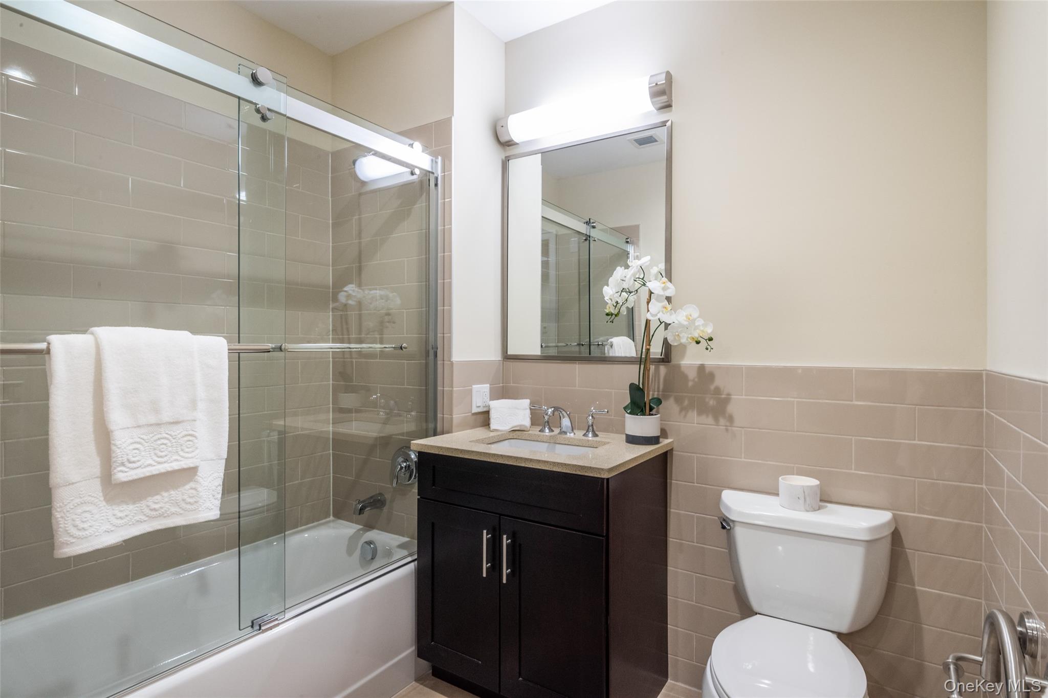 #9 photo, 40 Jackson Avenue, Eastchester , NY 10709