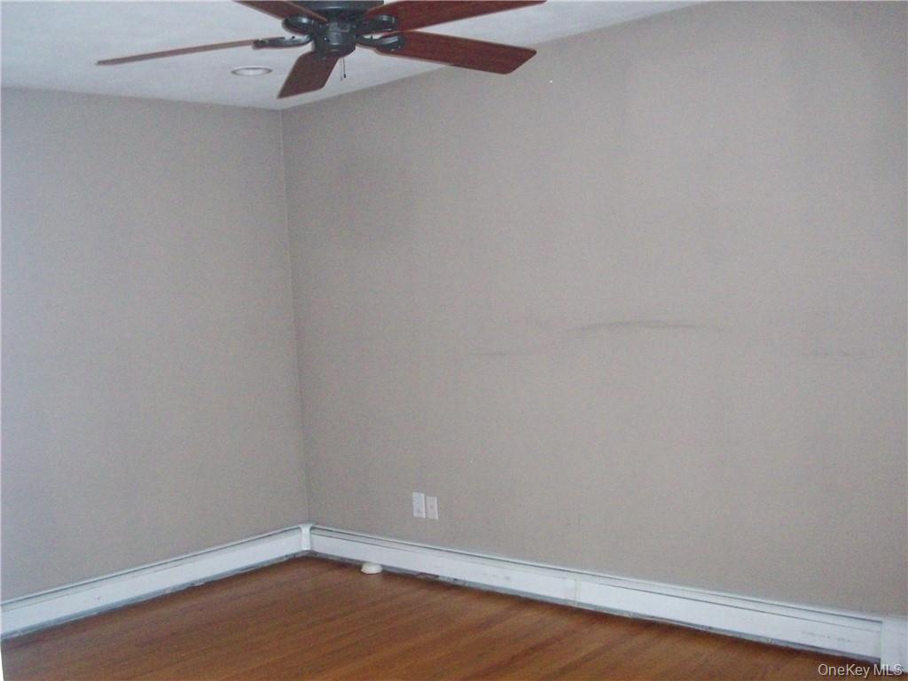 #10 photo, 6 Regent Drive, Hopewell Junction , NY 12533