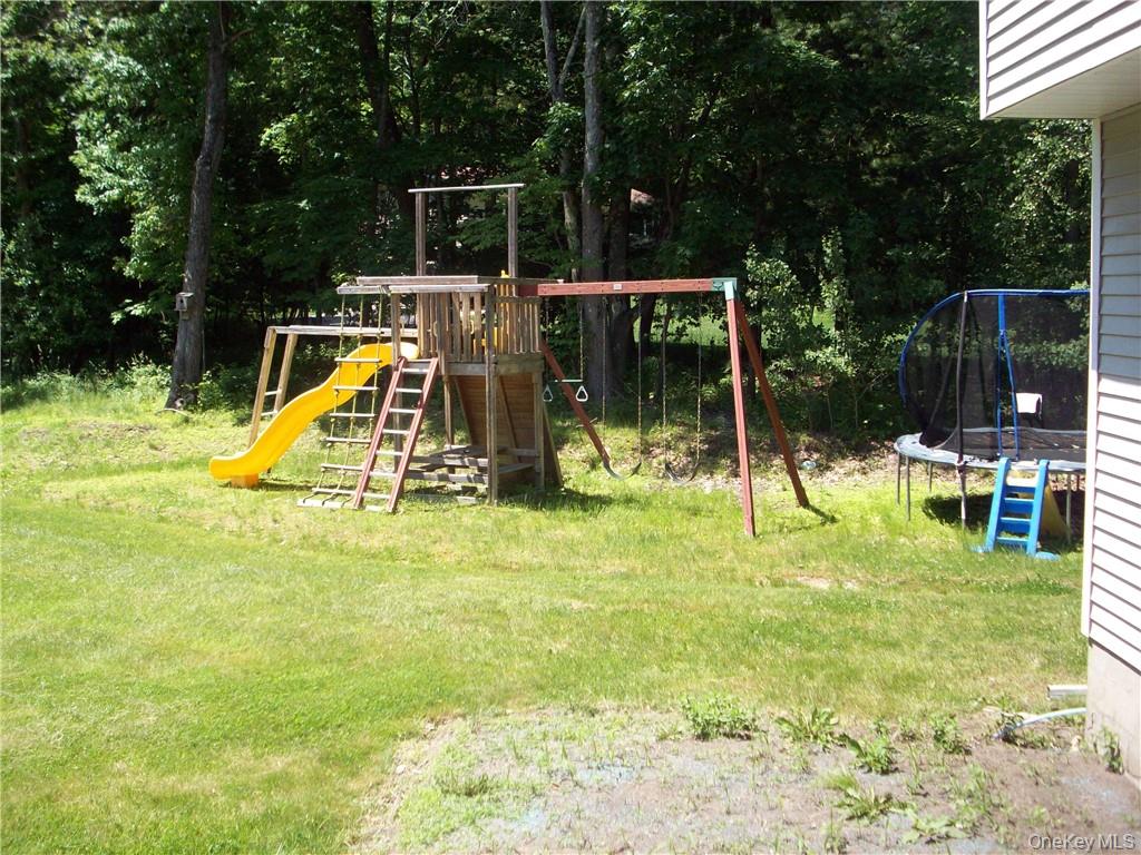 #18 photo, 6 Regent Drive, Hopewell Junction , NY 12533