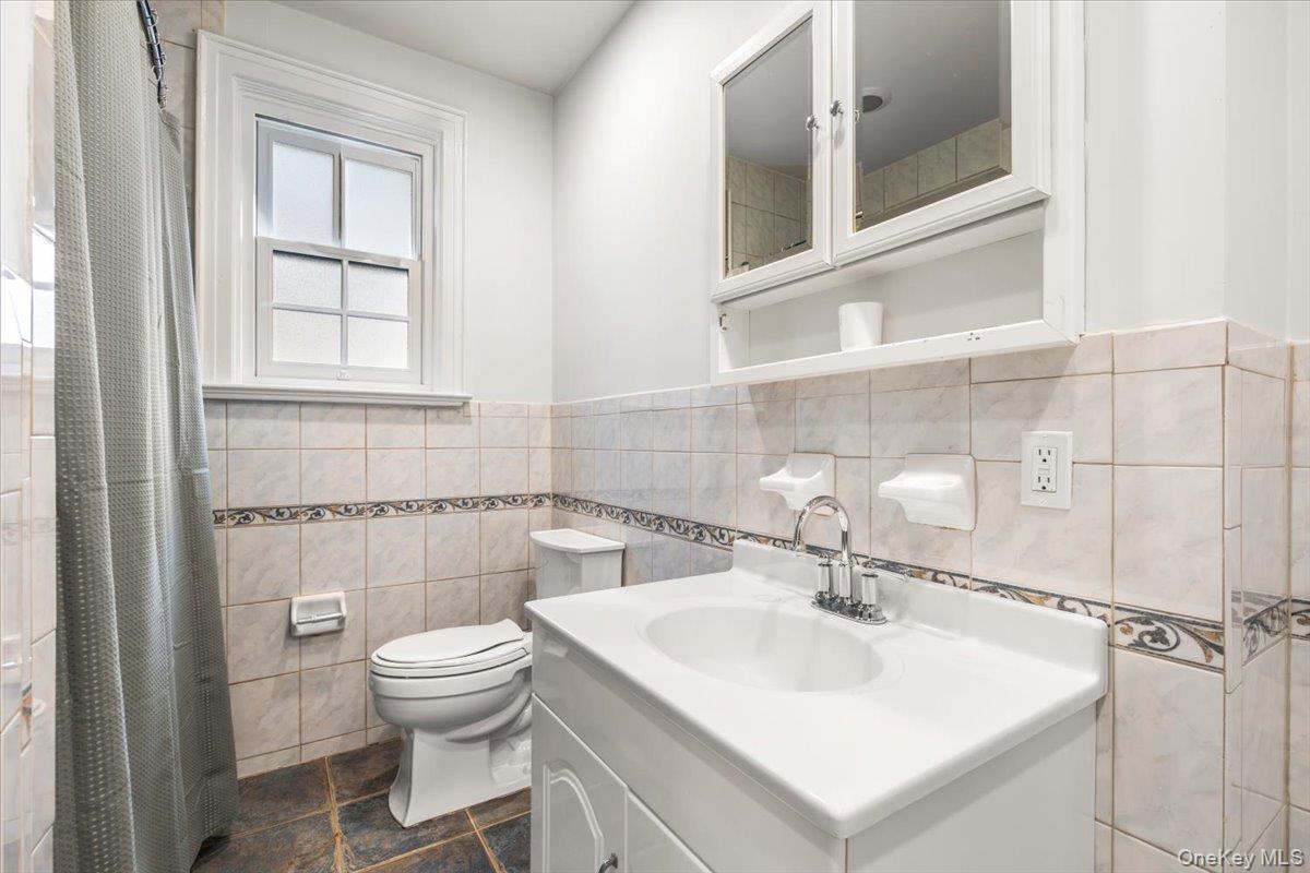 #18 photo, 620 Timpson Street, Pelham , NY 10803