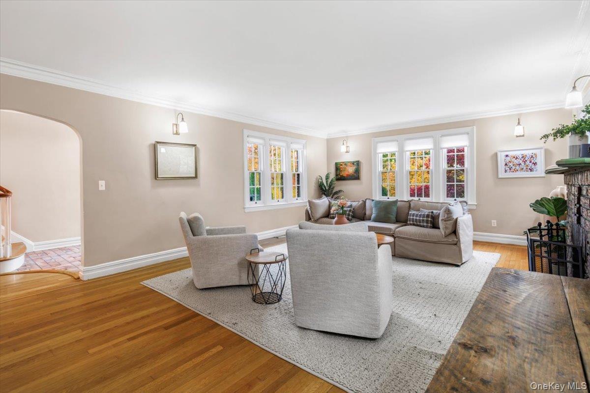 #3 photo, 620 Timpson Street, Pelham , NY 10803