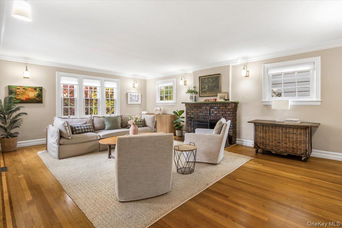 #5 photo, 620 Timpson Street, Pelham , NY 10803