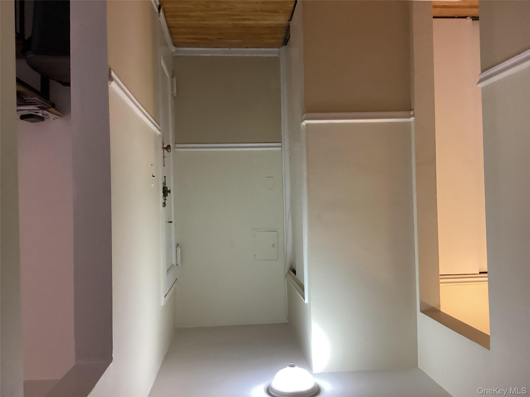 #4 photo, 22 Lawrence Drive, White Plains , NY 10603