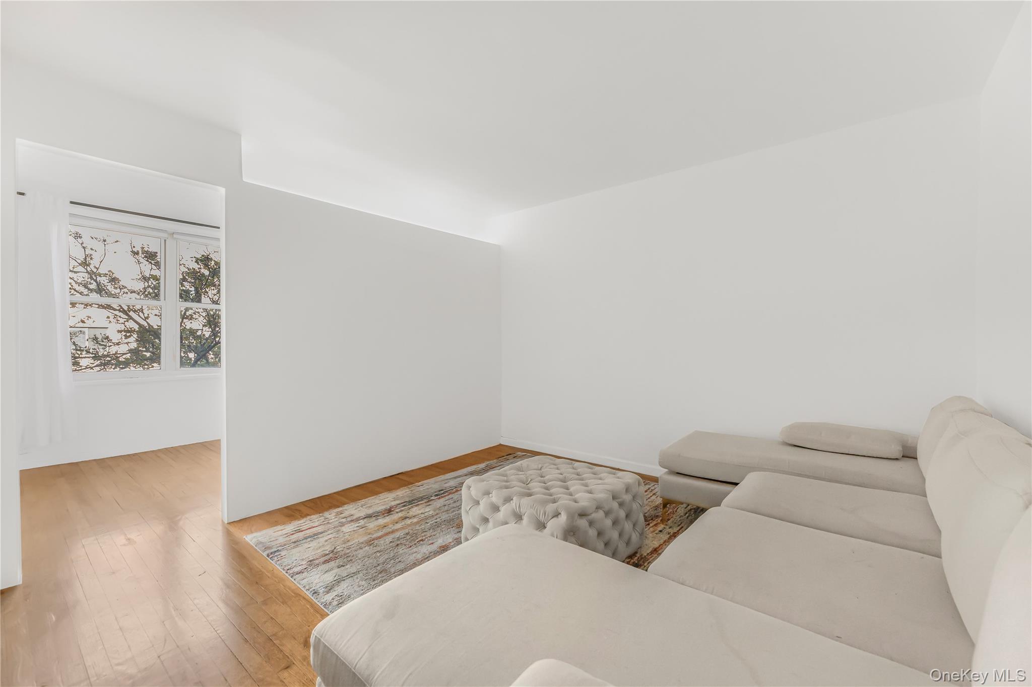 #3 photo, 365 Bronx River Road, Yonkers , NY 10704