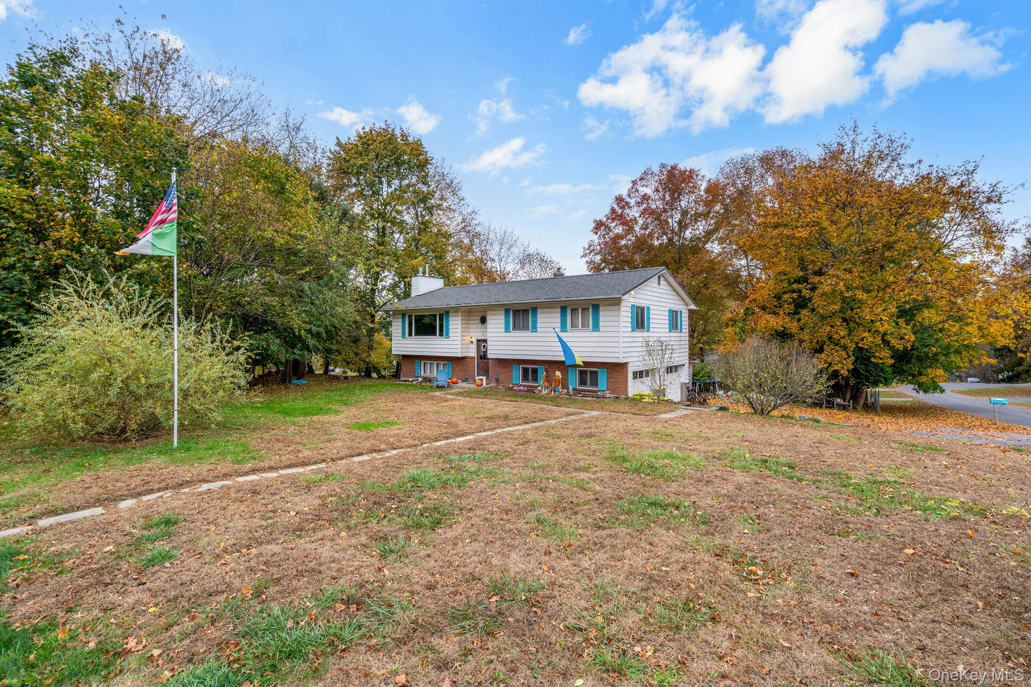 #20 photo, 1 Apple Lane, Wallkill , NY 12589