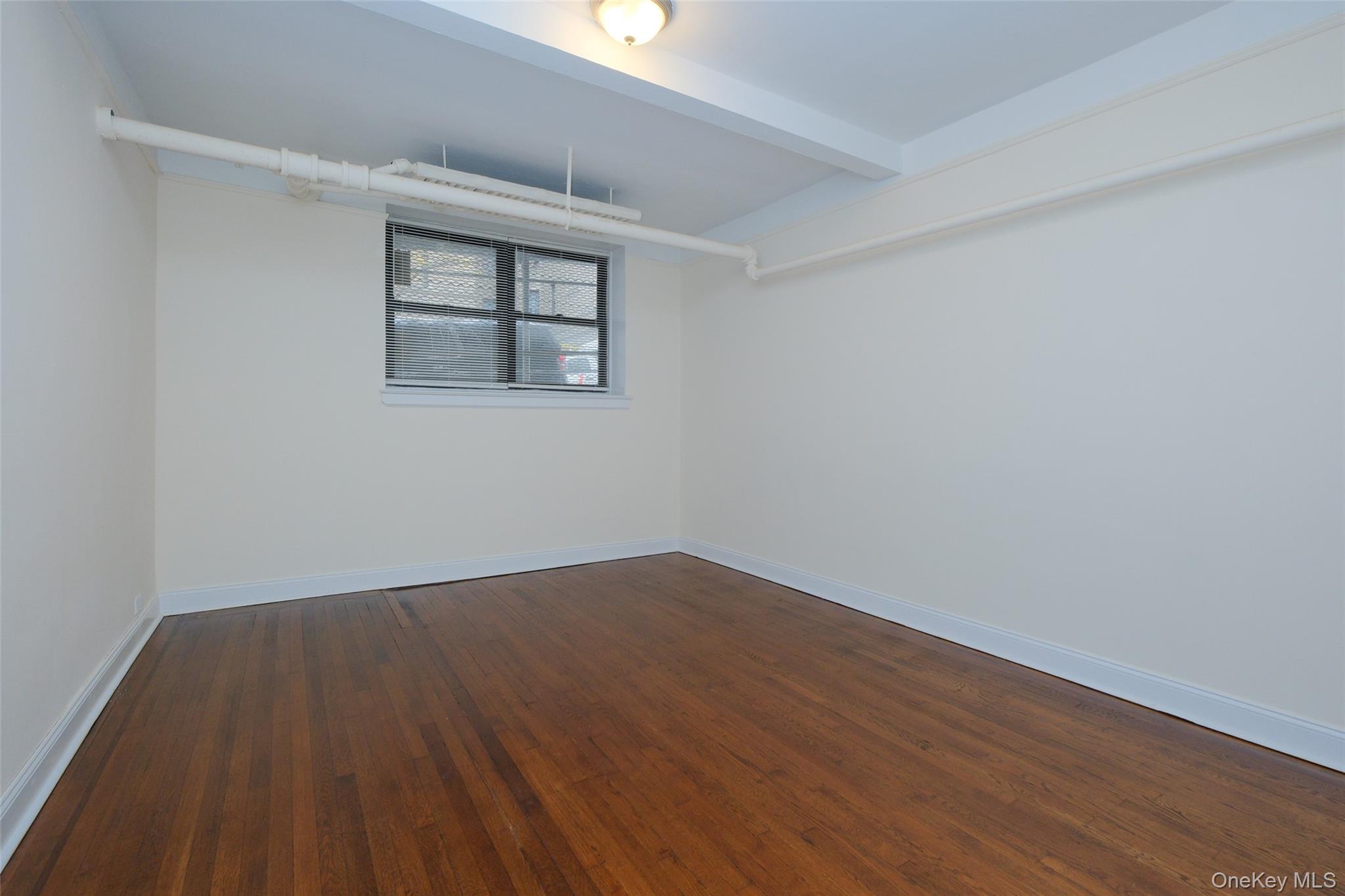 #8 photo, 1855 Grand Concourse, Bronx , NY 10453